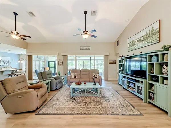 25543 MAUREPAS LN, Leesburg, FL 34748