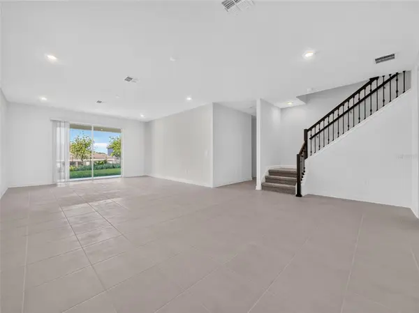 1283 DORA PARC LN, Mount Dora, FL 32757