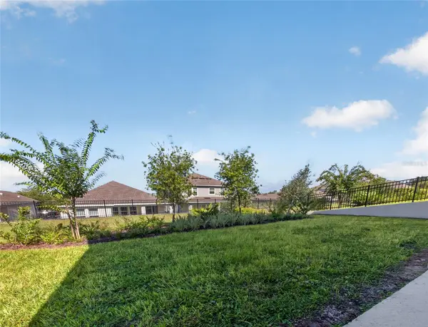 1283 DORA PARC LN, Mount Dora, FL 32757