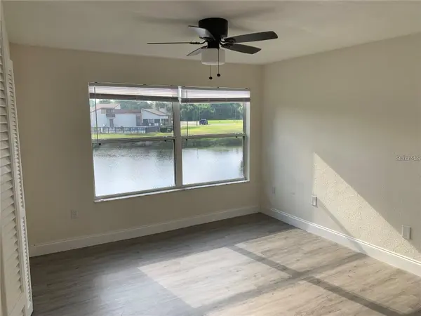17202 SANDALWOOD DR #202, Wildwood, FL 34785