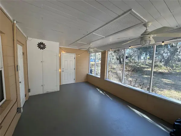5520 OHIO AVE, Lady Lake, FL 32159