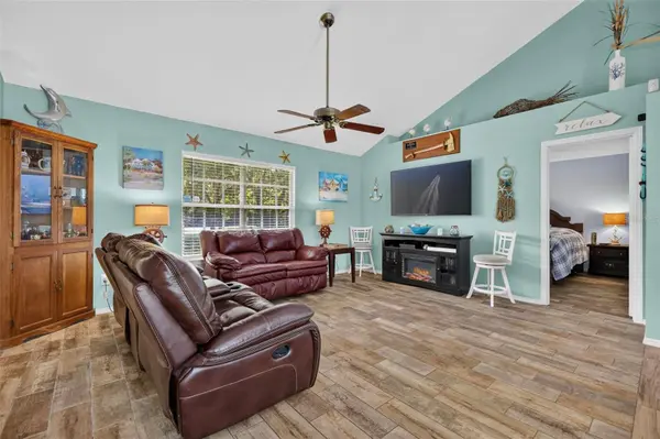 39627 GREENBRIER ST, Eustis, FL 32736