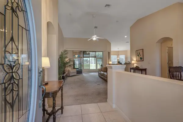 5368 BUTTERFLY CT, Leesburg, FL 34748