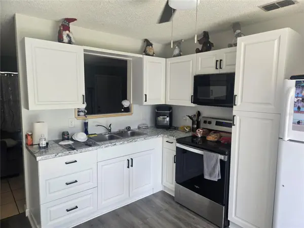 450 S HILL AVE, Deland, FL 32724