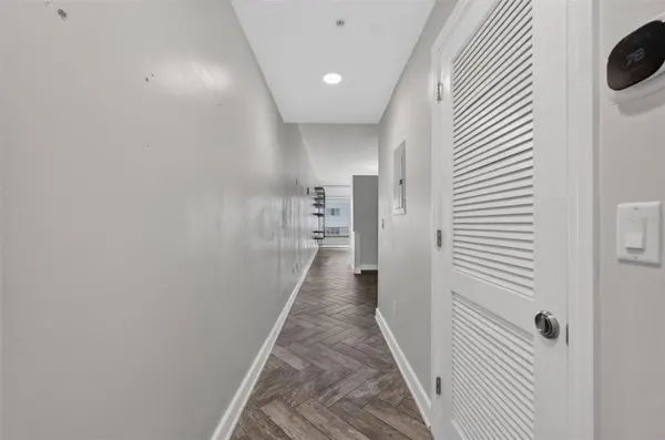 101 S EOLA DR #1016, Orlando, FL 32801