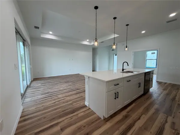 4210 34TH ST SW, Lehigh Acres, FL 33976