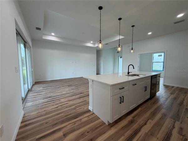 4210 34TH ST SW, Lehigh Acres, FL 33976