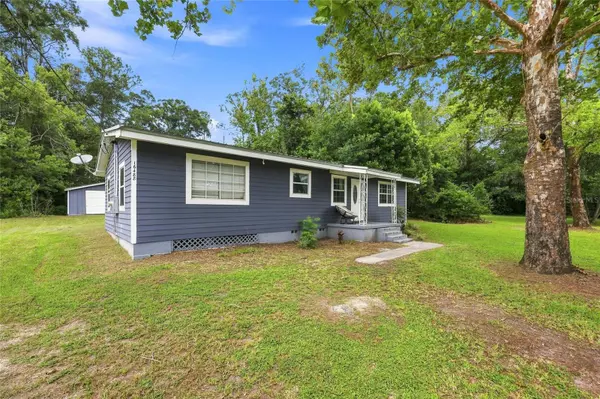 16488 SW 139TH AVE, Archer, FL 32618