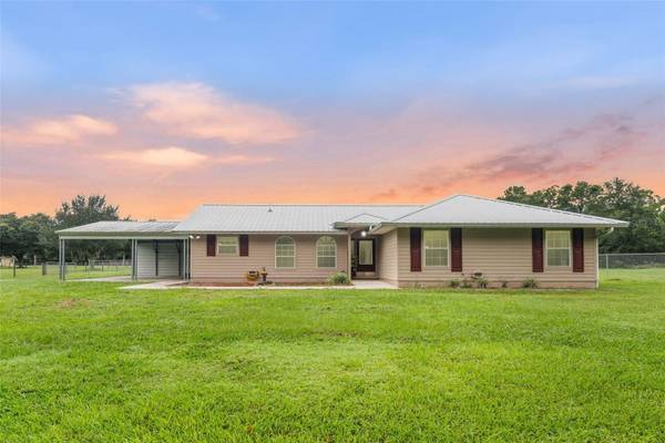 121 GECK RD, Palatka, FL 32177