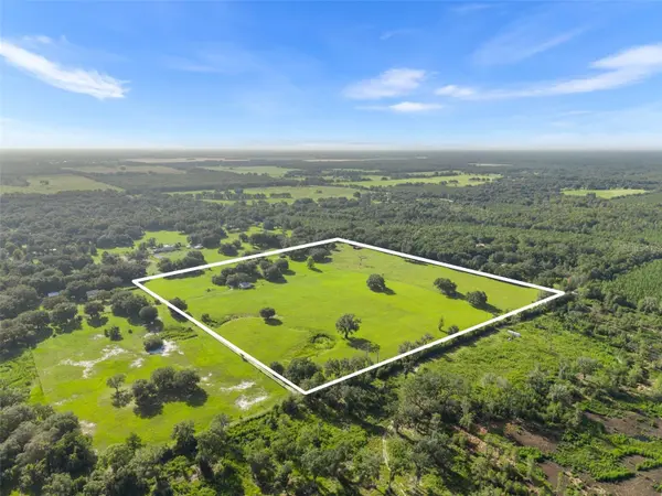 360 & 390 SE 30TH AVE, Trenton, FL 32693