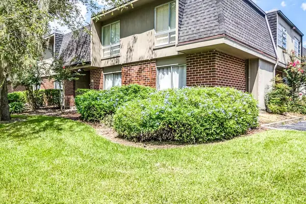 1700 SW 16TH CT #K24, Gainesville, FL 32608