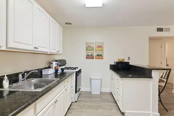 1700 SW 16TH CT #K24, Gainesville, FL 32608