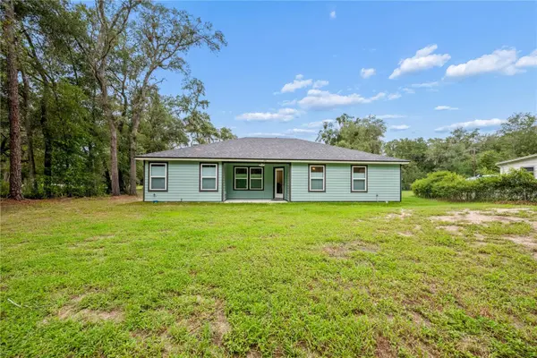 111 BREEZEWAY AVE, Satsuma, FL 32189