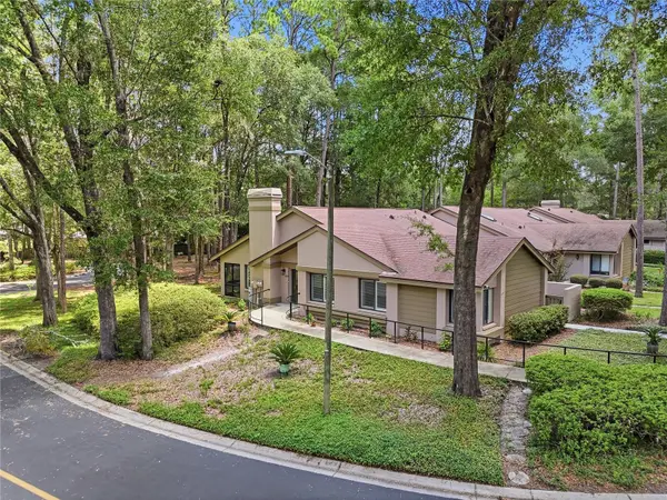 4039 NW 23RD CIR, Gainesville, FL 32605