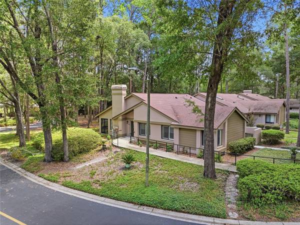 4039 NW 23RD CIR, Gainesville, FL 32605