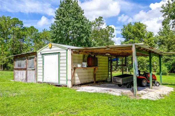 104 EVERETT ST, Palatka, FL 32177