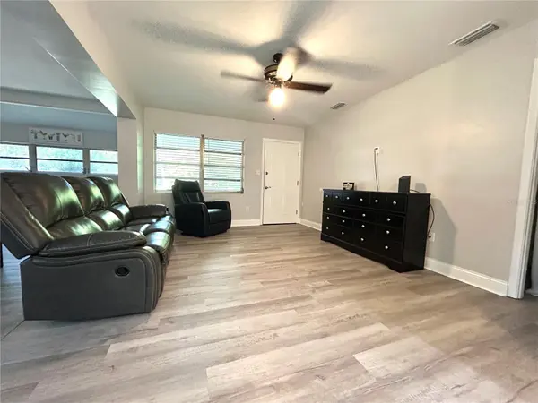 3919 SW 21ST ST, Gainesville, FL 32608