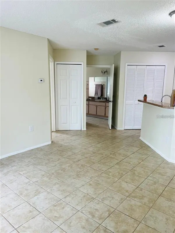 3705 SW 27TH ST #1011, Gainesville, FL 32608