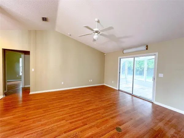 8414 SW 66TH LN, Gainesville, FL 32608