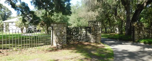 9011 SW 103RD AVE, Gainesville, FL 32608