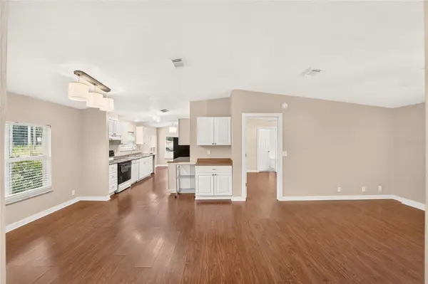 1827 SE 43RD TER, Gainesville, FL 32641