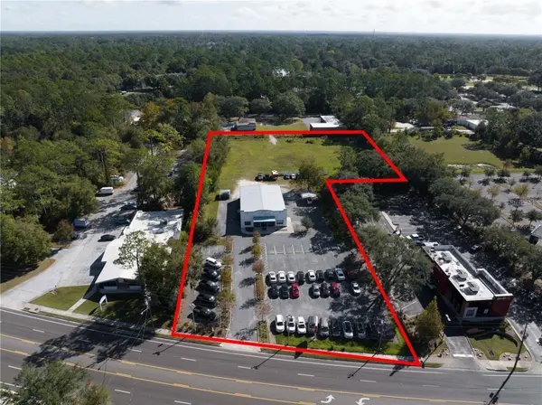 1725 N MAIN ST, Gainesville, FL 32609