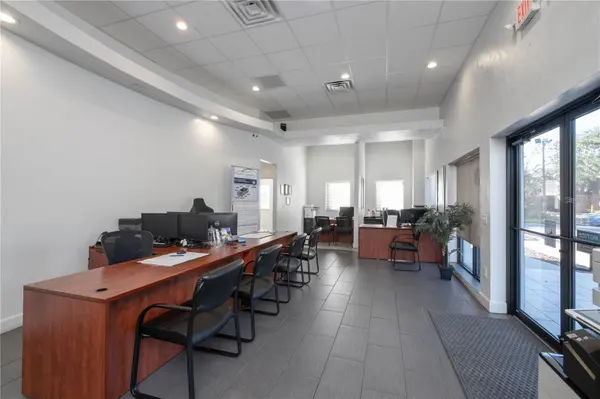 1725 N MAIN ST, Gainesville, FL 32609