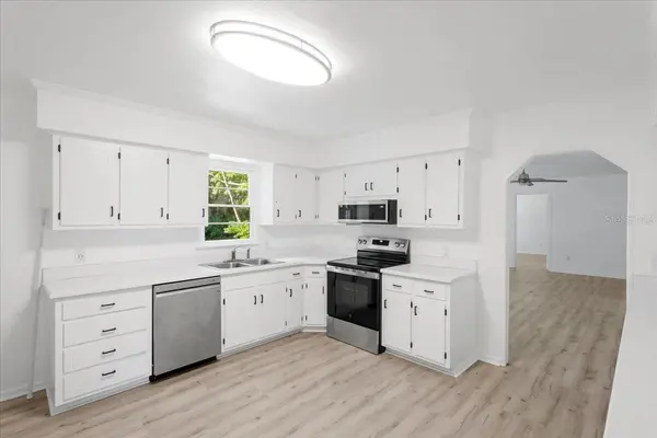 2107 GOLF DR, Palatka, FL 32177