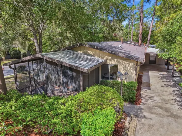 8534 NW 42ND ST, Gainesville, FL 32653