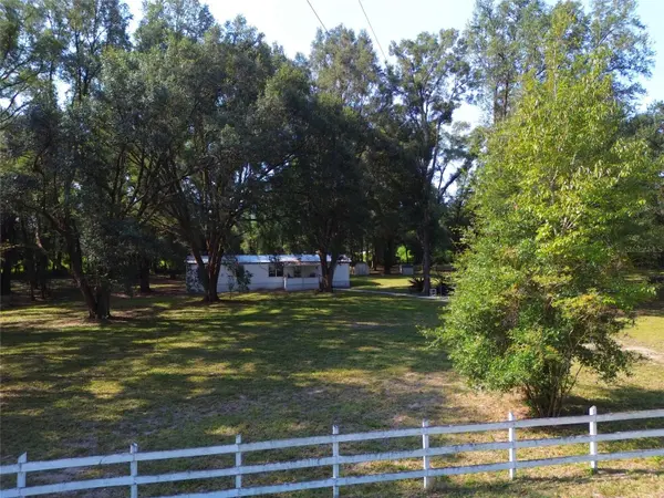 304 COLGATE LOOP, Fort White, FL 32038