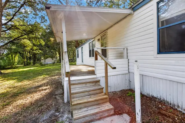 304 COLGATE LOOP, Fort White, FL 32038