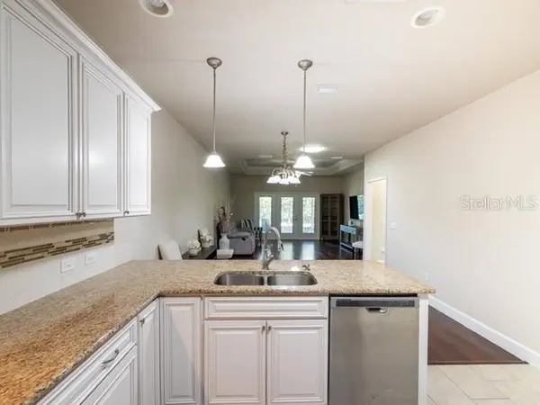 12604 NW 11 PL, Newberry, FL 32669
