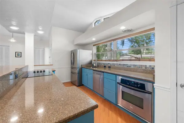 6110 NW 33RD TER, Gainesville, FL 32653