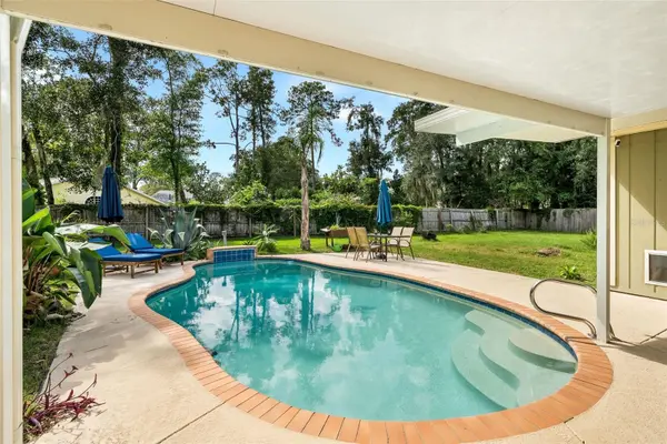 6110 NW 33RD TER, Gainesville, FL 32653