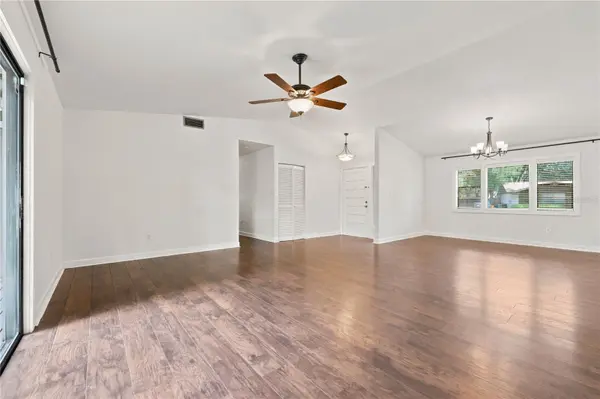 9520 NW 6TH PL, Gainesville, FL 32607