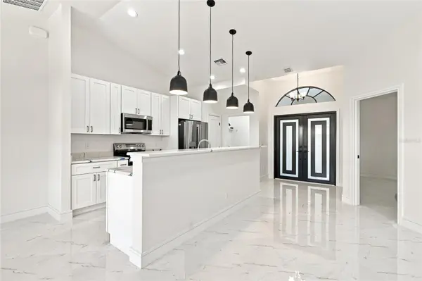 2356 30TH AVE SW, Vero Beach, FL 32968