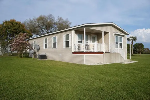 56 MANOR DR, Fort Pierce, FL 34982