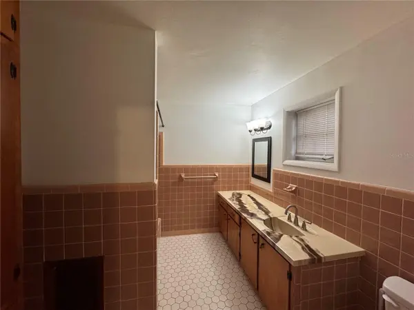 25 E ST, Frostproof, FL 33843