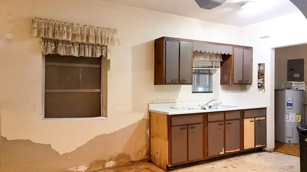 99 YALE AVE, Frostproof, FL 33843