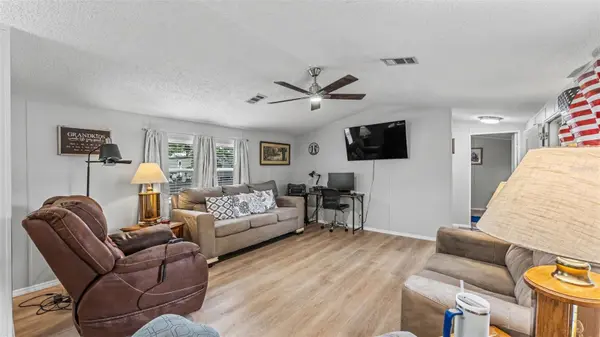 2690 SHINER DR, Lake Wales, FL 33898