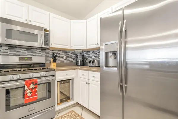 111 PINEWOOD DR, Davenport, FL 33896