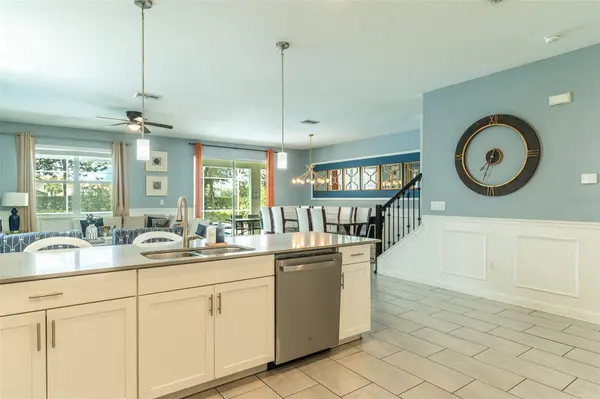 1532 MAIDSTONE CT, Davenport, FL 33896