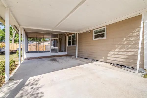 3935 CLUBHOUSE RD, Highland City, FL 33846