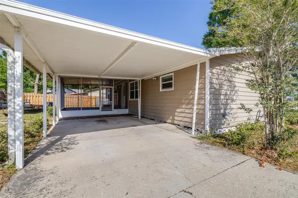 3935 CLUBHOUSE RD, Highland City, FL 33846