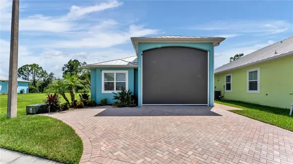 3220 FISH HAWK DR, Polk City, FL 33868