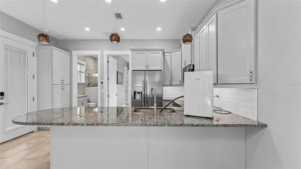 3220 FISH HAWK DR, Polk City, FL 33868