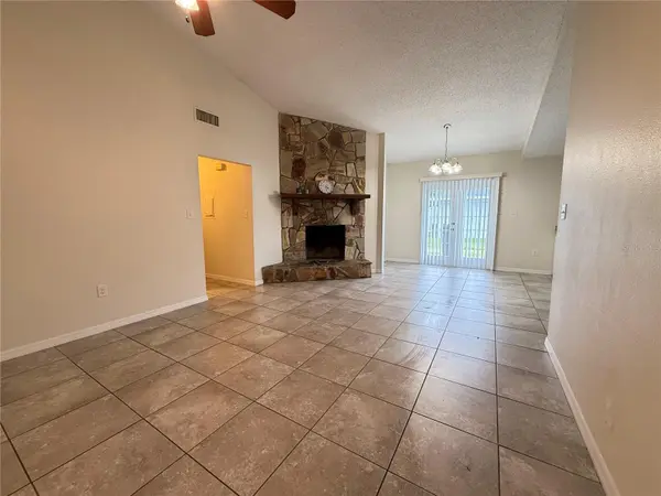 3136 JULIA CT, Lakeland, FL 33810