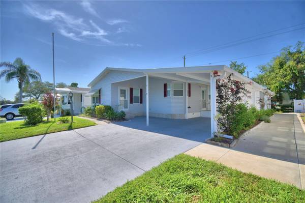 6086 SOUTHERN OAKS DR, Winter Haven, FL 33884