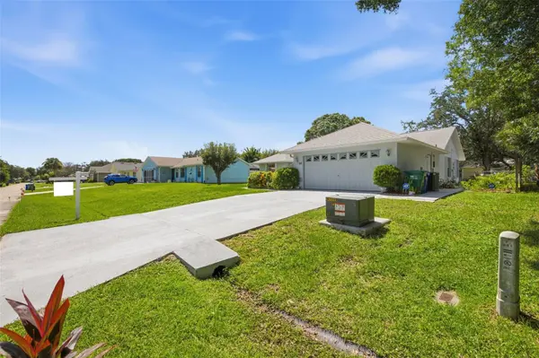 881 FOSTER AVE, Sebastian, FL 32958