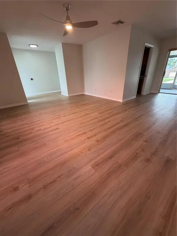 3024 BLOWN FEATHER LN, Mulberry, FL 33860